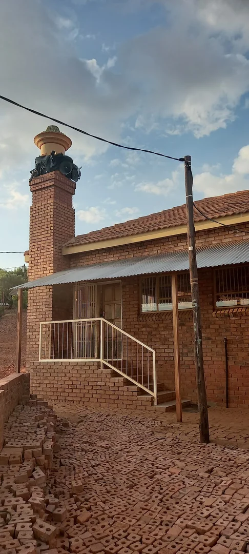 Atteridgeville Masjid And Madrasah • Masjid logo