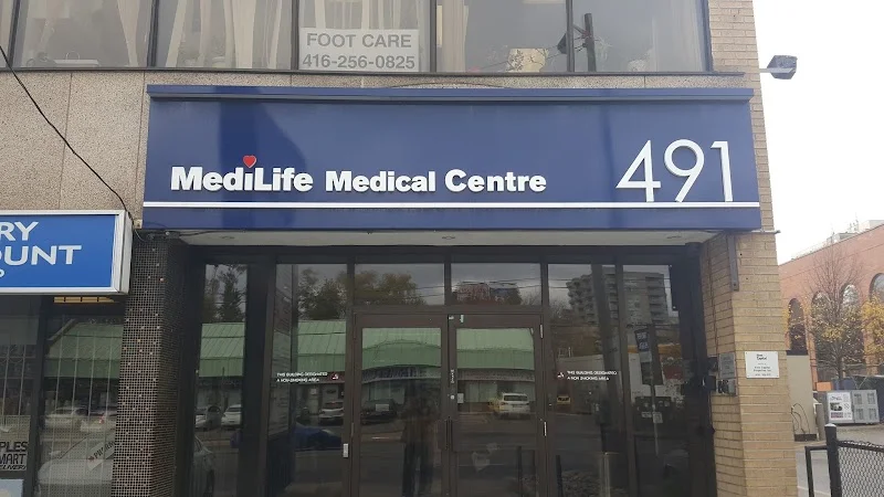 Cml Healthcare Inc. — Masjid logo