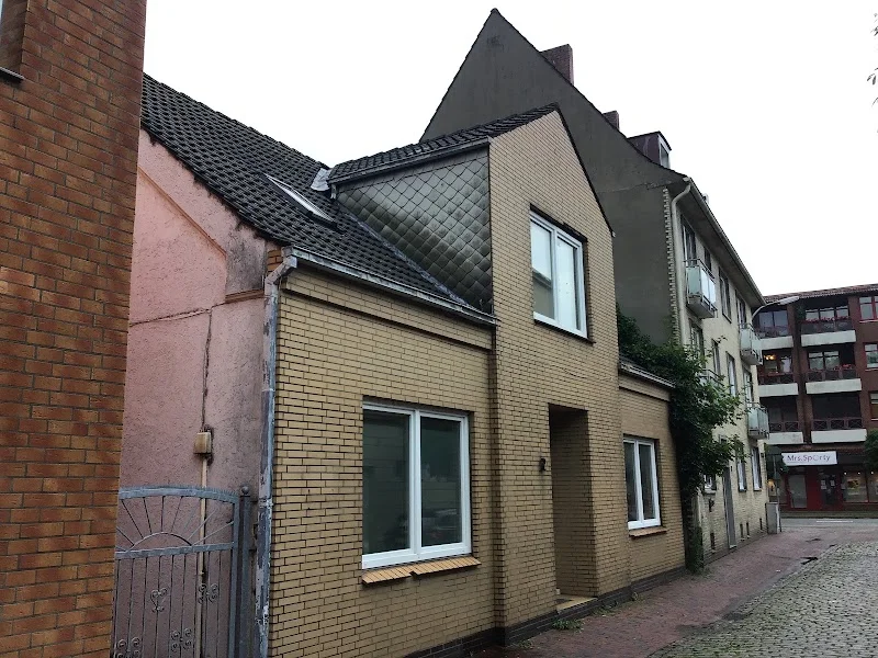 Islamisches Bildungs- Und Integrationszentrum Elmhorn E.V. • Masjid logo