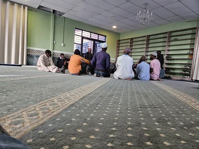 Anas Bin Malik Musjid • Masjid logo