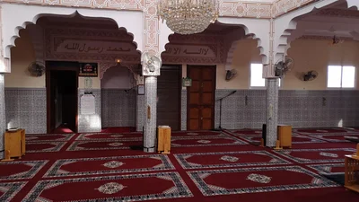 مسجد إفري - تنغير • Masjid logo