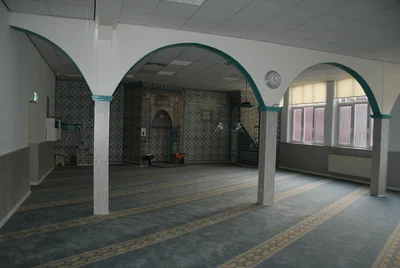 Iskenderpasa Camii Igmg — Masjid logo