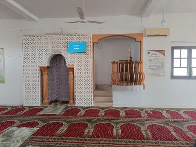 جامع علي بن أبي طالب - Ben Guerdenne • Masjid logo