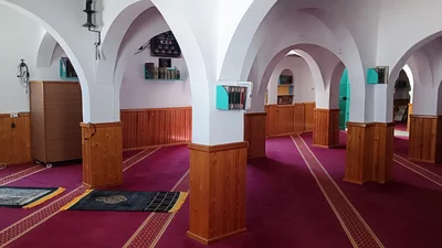 جامع ڨوجيل - الرياض • Masjid logo