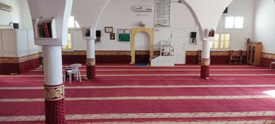جامع عمر بن الخطاب - القطار • Masjid logo