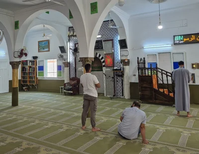 جامع بني عمر - بنزرت الجنوبيه — Masjid logo