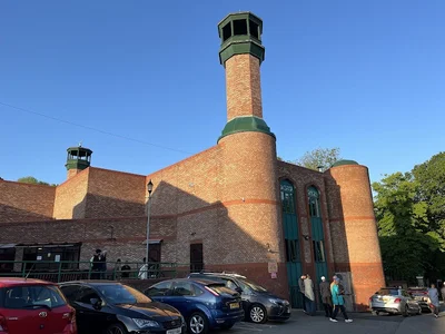 Leeds Islamic Centre • Masjid logo