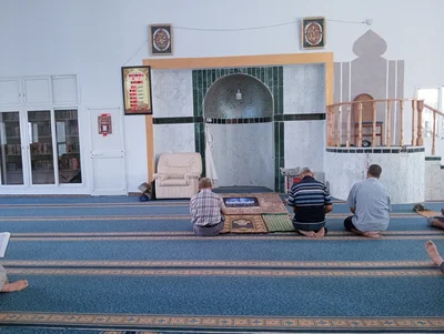 مسجد السيدة عائشة أم المؤمنين - سيدي بوزيد — Masjid logo
