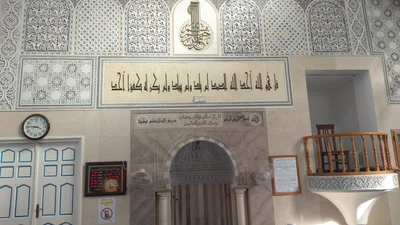 جامع التوبة ڨمرت حروش — Masjid logo