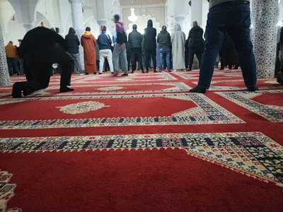 عمر ابن الخطاب • Masjid logo