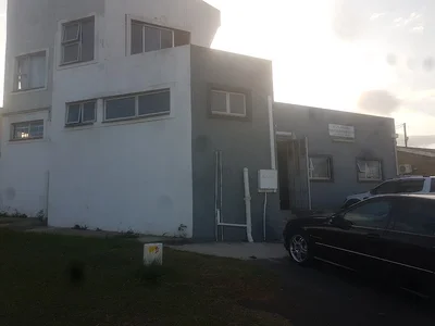 Orient Hills Musjid Ul Muqarrabeen • Masjid logo