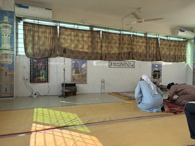 Sara Builder Limited Mosque — Masjid logo