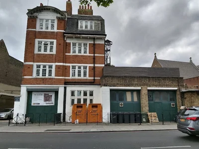 South London Islamic Centre — Masjid logo