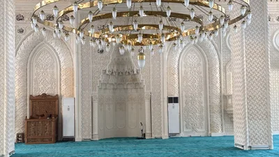 Tevhi̇d Ve Sabir Külli̇yesi̇ Cami̇i̇ • Masjid logo
