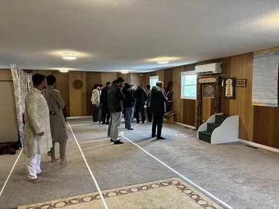 Truro Masjid • Masjid logo