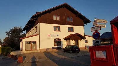 Türkisch Islamische Gemeinde Zu Burgkirchen E.V • Masjid logo