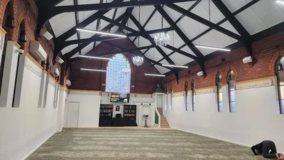 Uthman Dhun Nurayn Mosque • Masjid logo