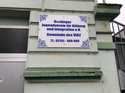 Verband Der Islamischen Kulturzentren E.V. (Yesil Camii) • Masjid logo