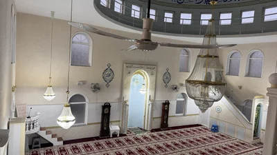 Xhamia Ikre Saraj — Masjid logo